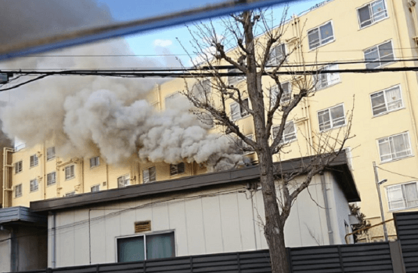 国士舘大学の学生寮で火事 現場から大量の黒煙と爆発音 町田市広袴 ニュース速報japan