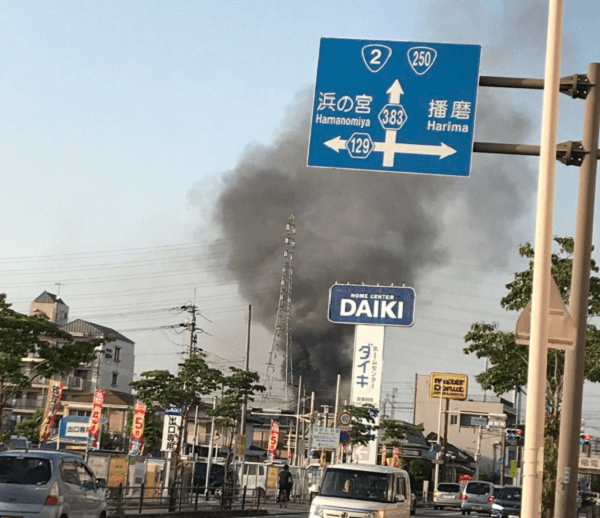 加古川市別府町で火事 出火元から大量の黒煙で騒然 延焼の可能性も ニュース速報japan