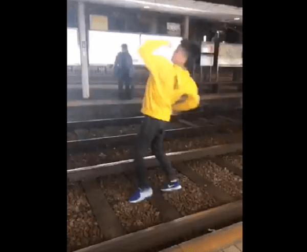 長崎市電の線路内でtiktok 原爆資料館駅で動画撮影 迷惑行為で炎上 ニュース速報japan