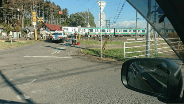 宇都宮線で人身事故 矢板駅野崎間で接触「ブルーシートで隠してる」 ニュース速報Japan