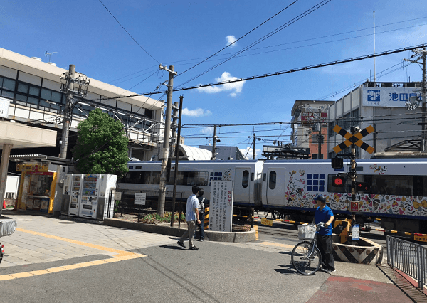 堺市駅で人身事故 目の前で飛び込んだ 阪和線遅延 特急はるかと接触 ニュース速報japan