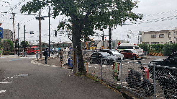 JR京都線の摂津富田駅付近で人身事故の現場画像